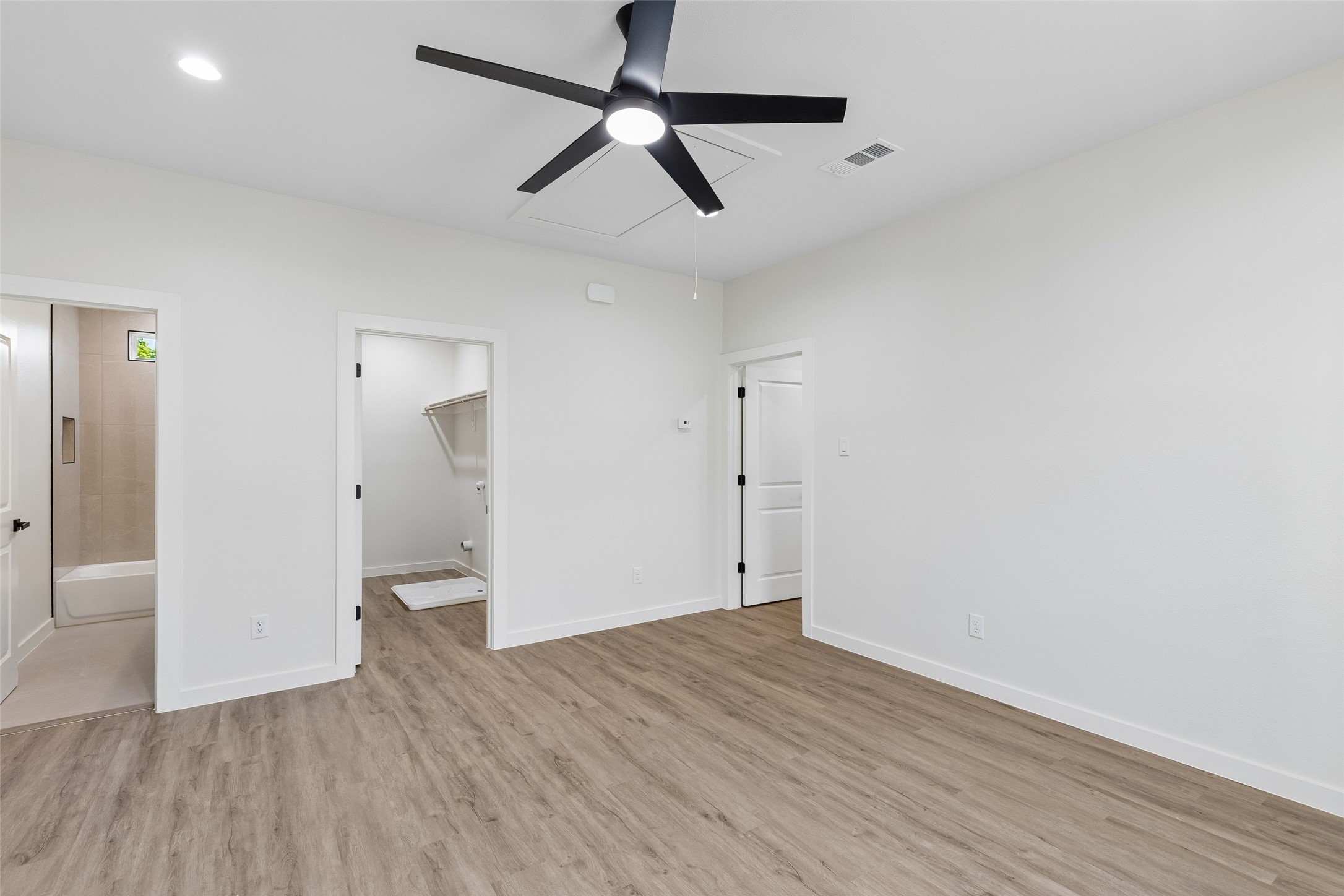 3324 Navaro Street Dallas TX 75212