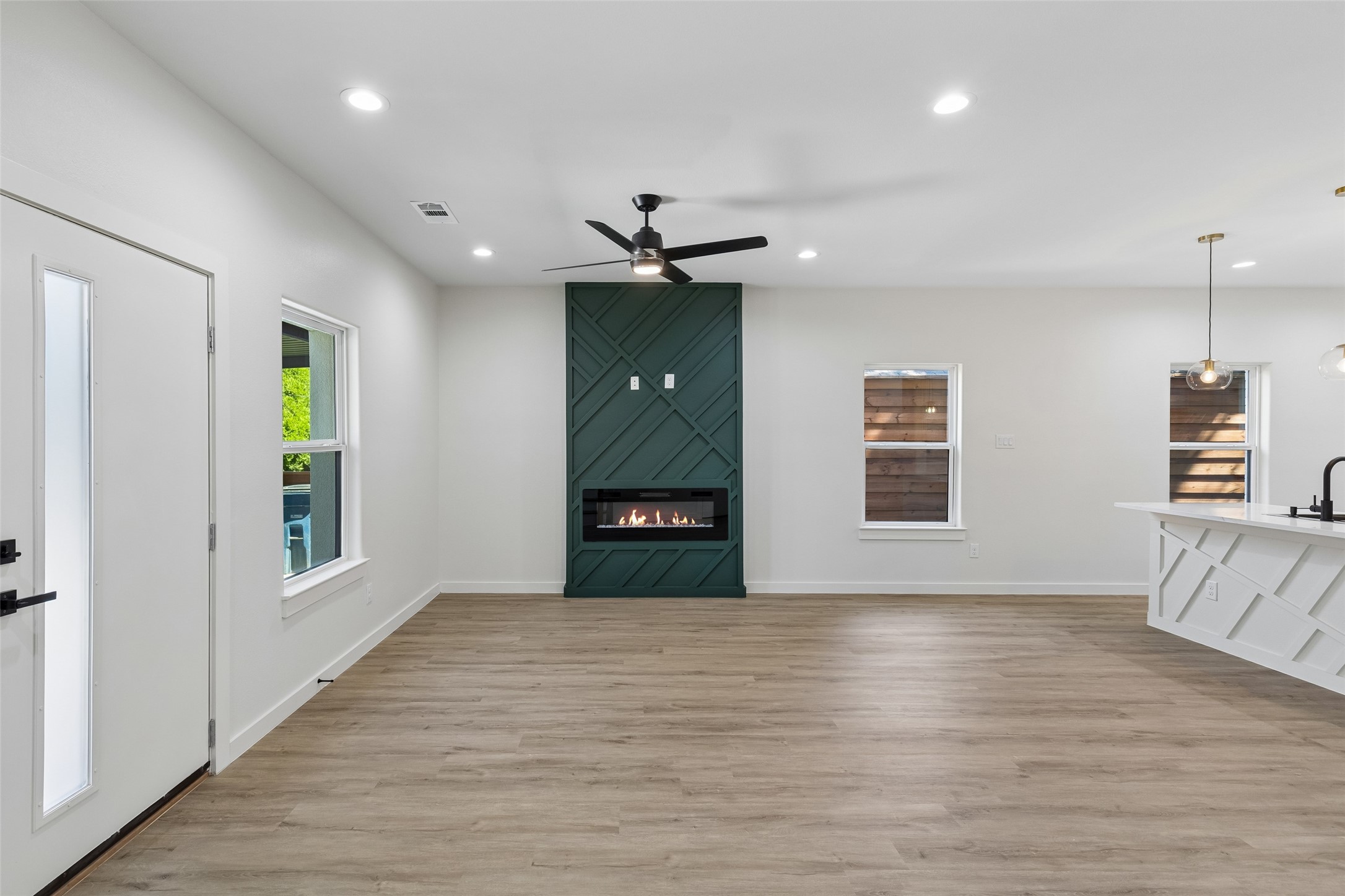 3324 Navaro Street Dallas TX 75212