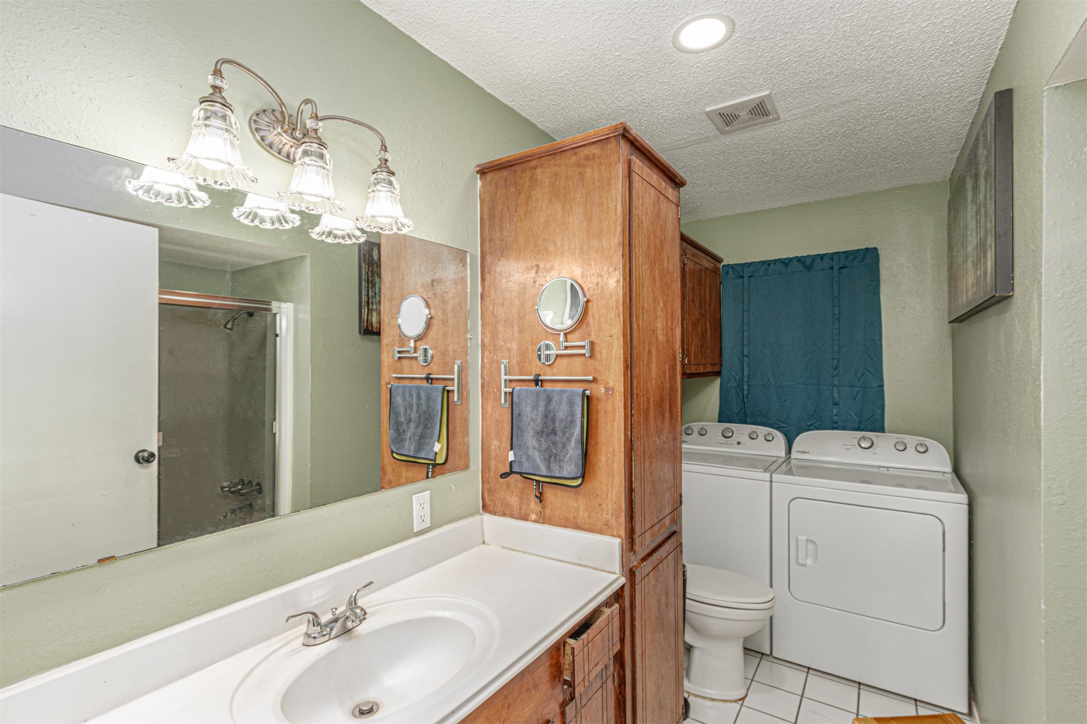 201 Rs County Road 1399 Point TX 75472