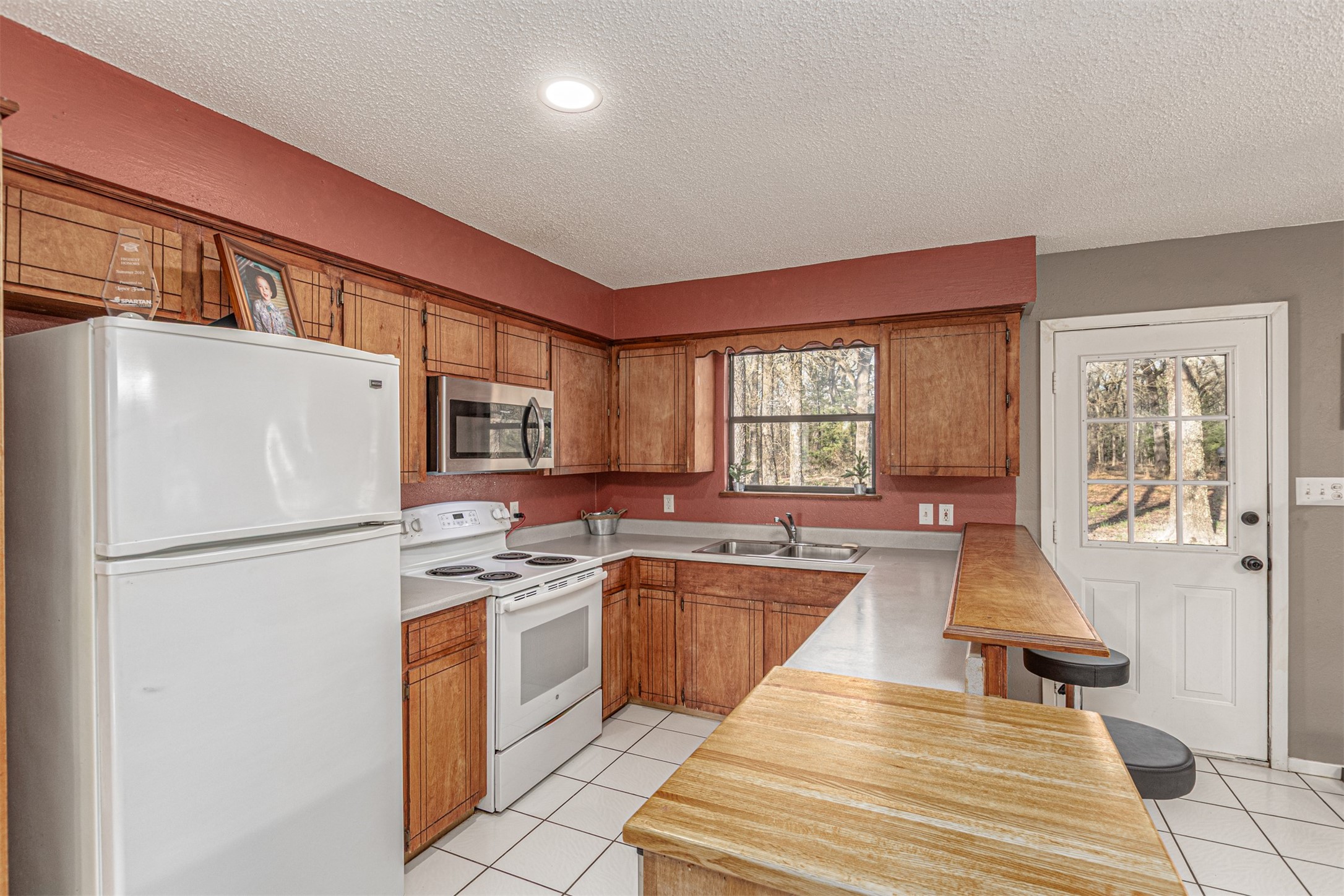 201 Rs County Road 1399 Point TX 75472