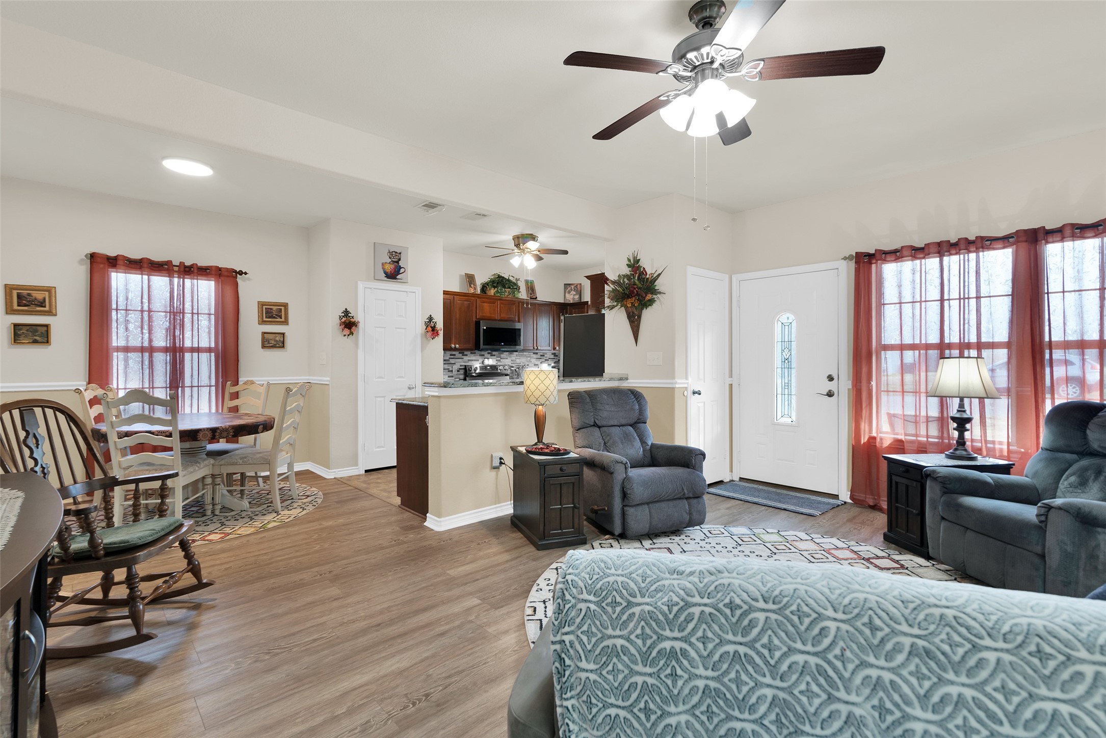 201 E Walker Street Denison TX 75021