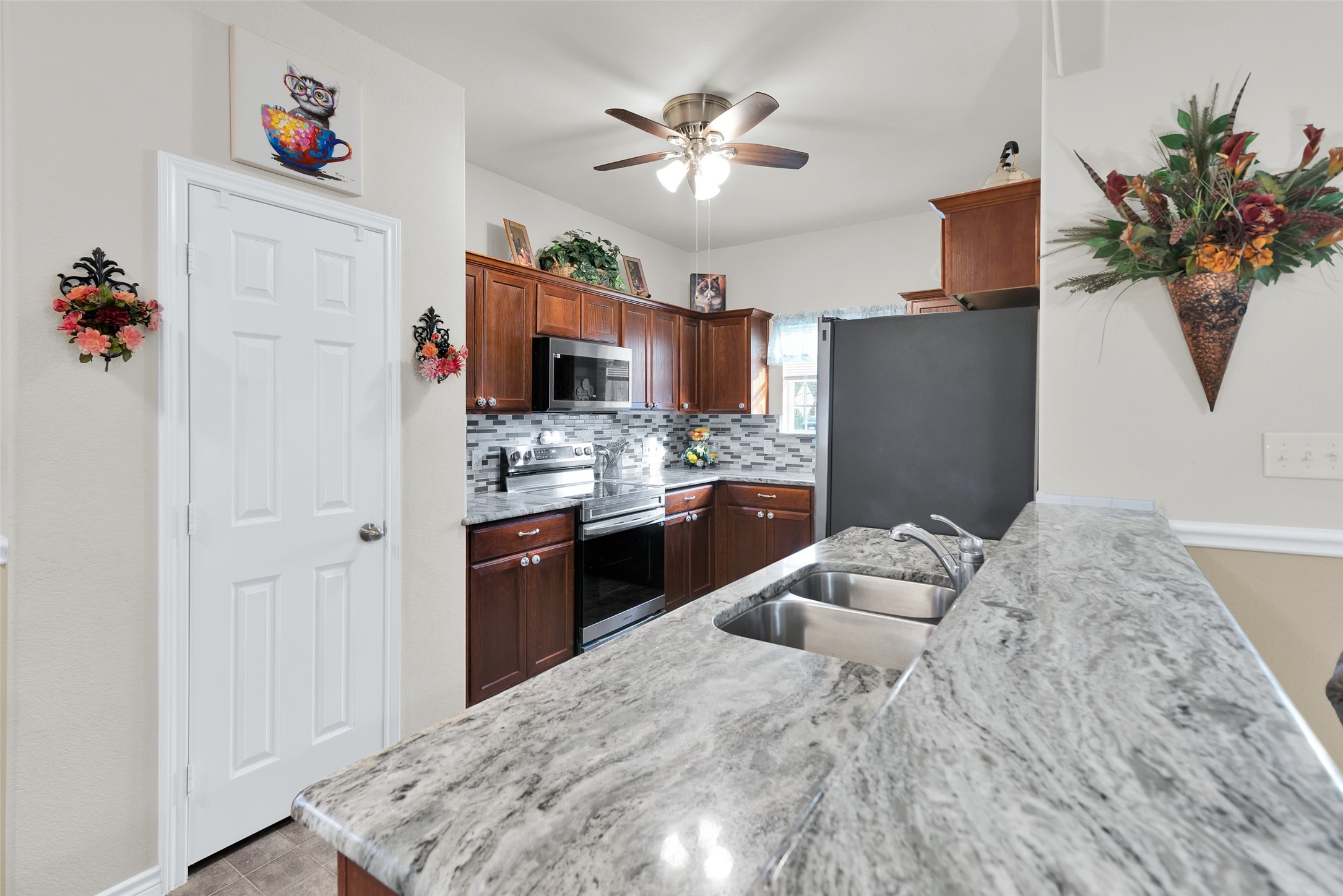 201 E Walker Street Denison TX 75021