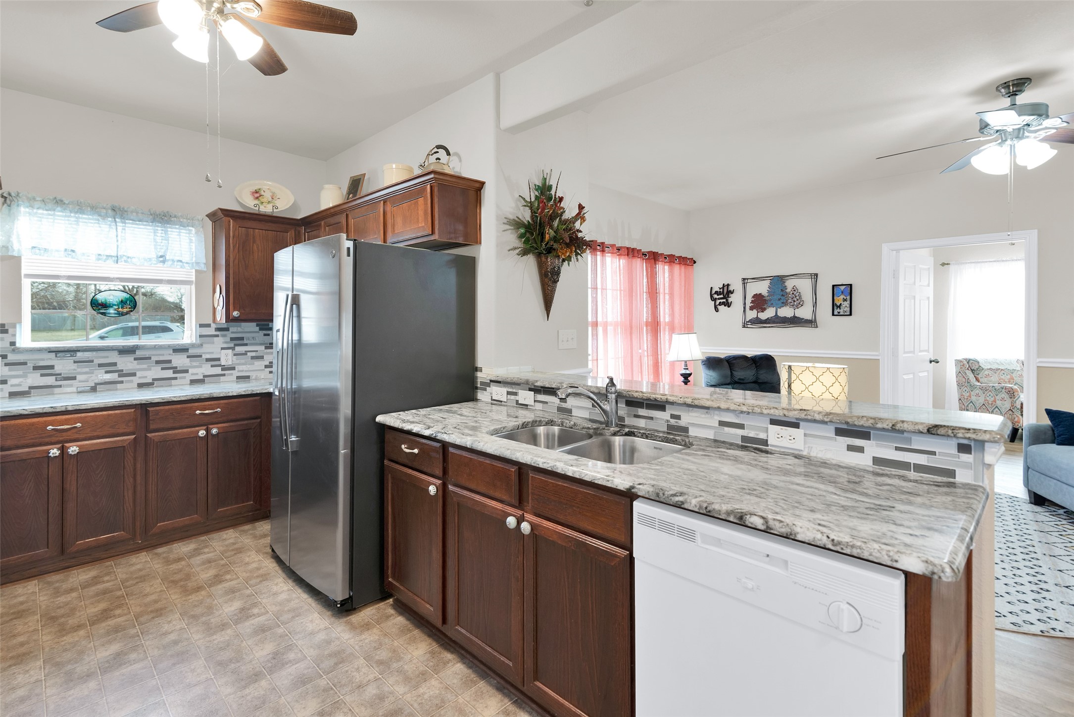 201 E Walker Street Denison TX 75021