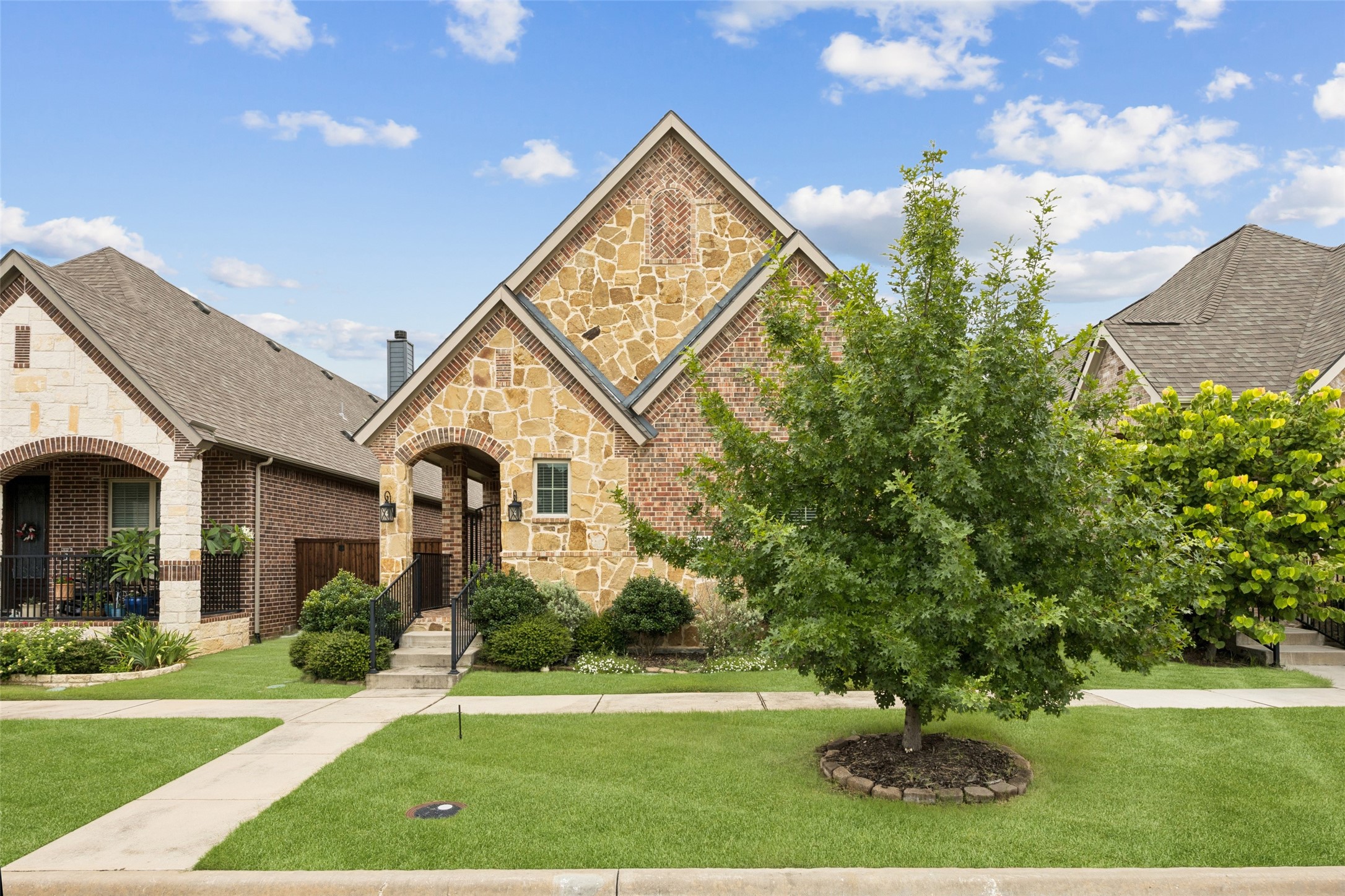 8668 Barlow Drive Frisco TX 75036