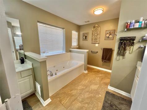 19430 Sara Lane Flint TX 75762