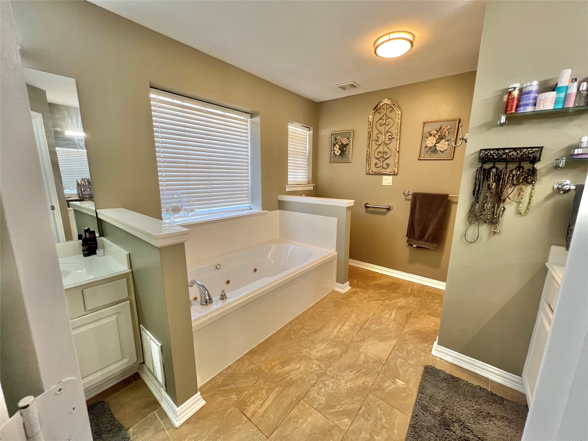 19430 Sara Lane Flint TX 75762