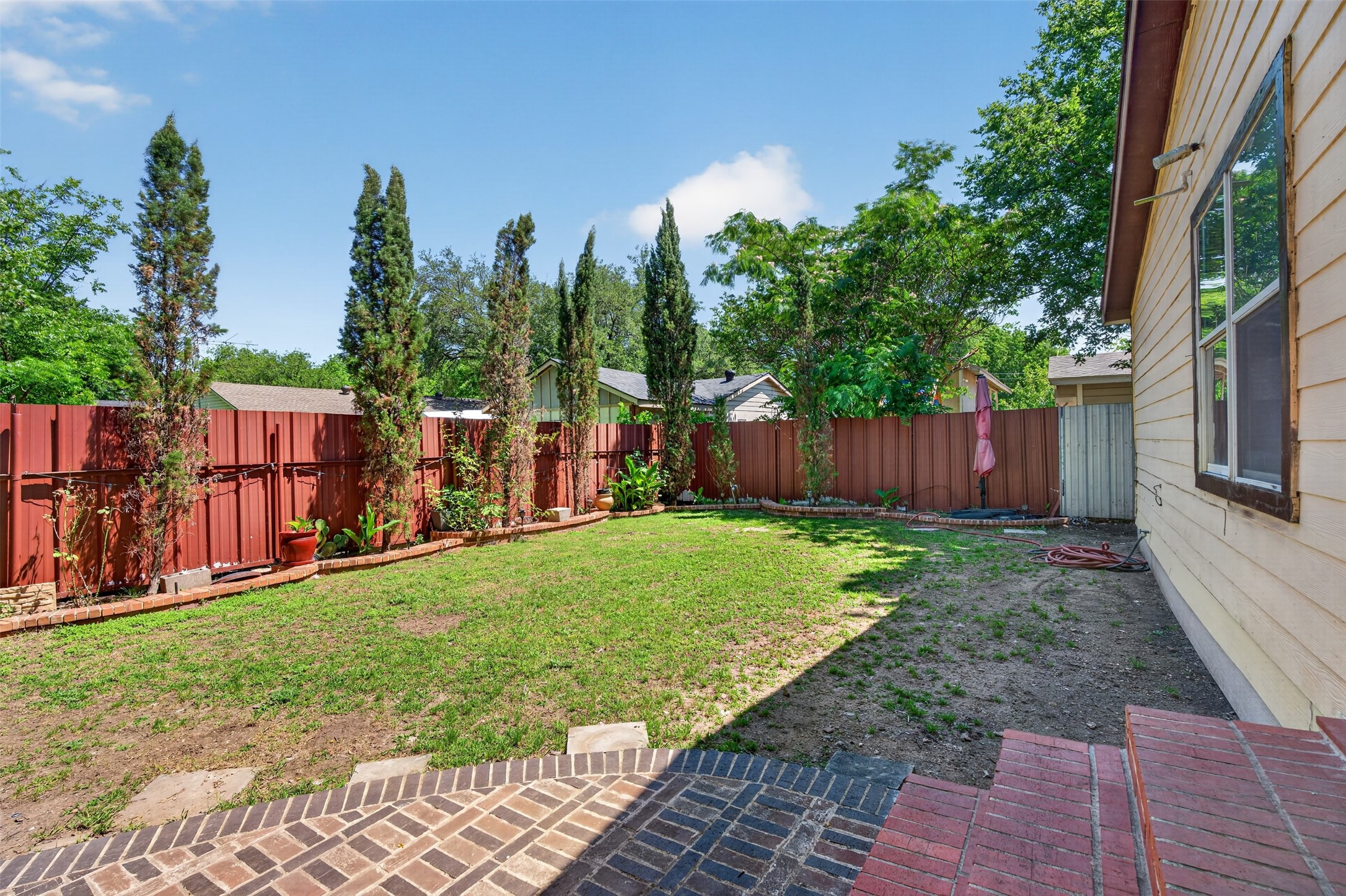604 Graham Street Cleburne TX 76033
