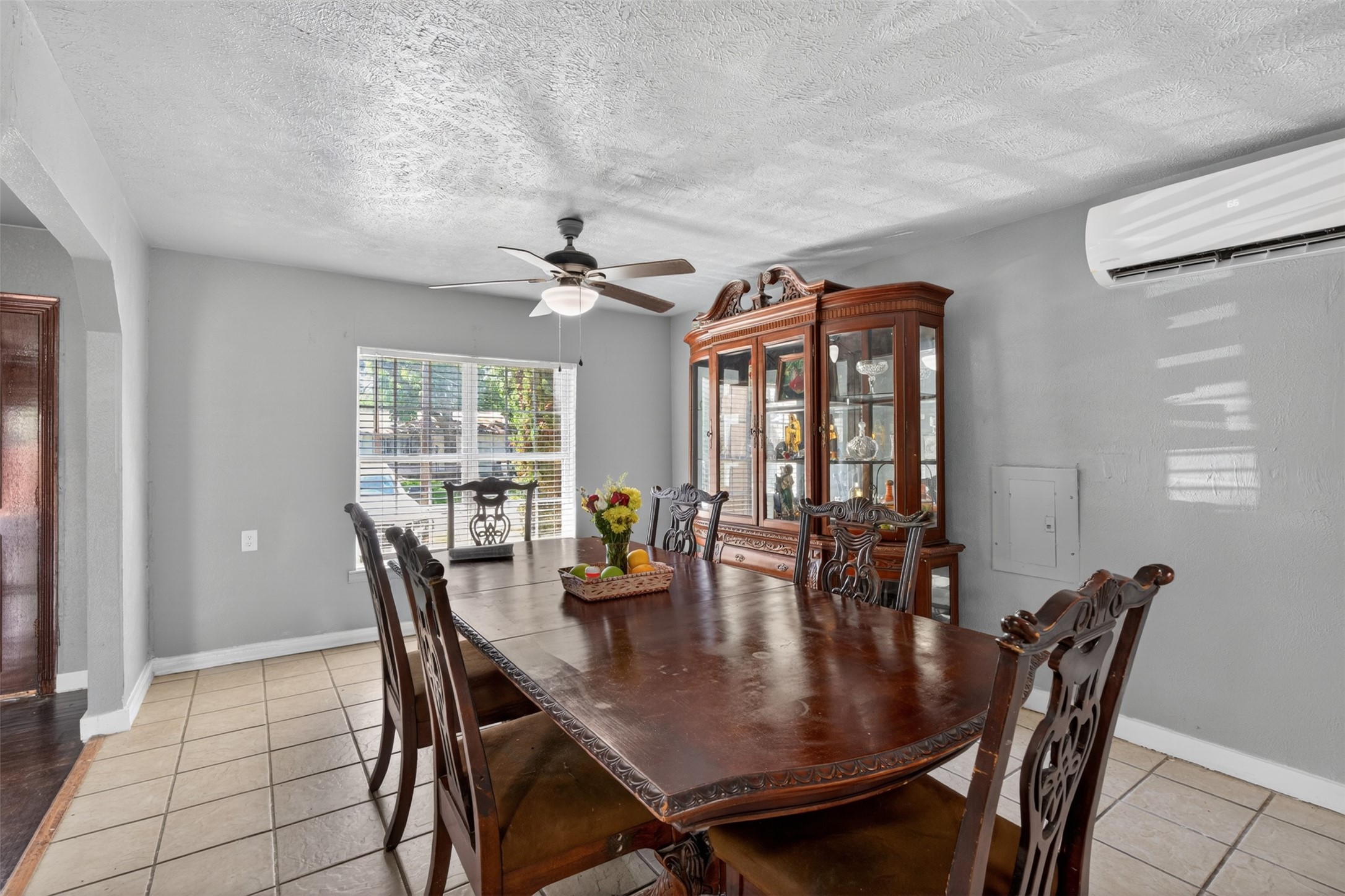 604 Graham Street Cleburne TX 76033