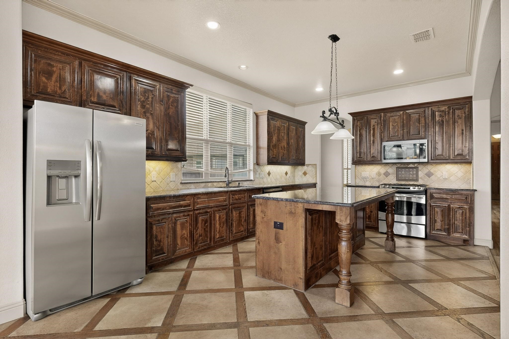 1005 Finsbury Park Forney TX 75126