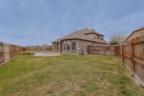 1005 Finsbury Park Forney TX 75126