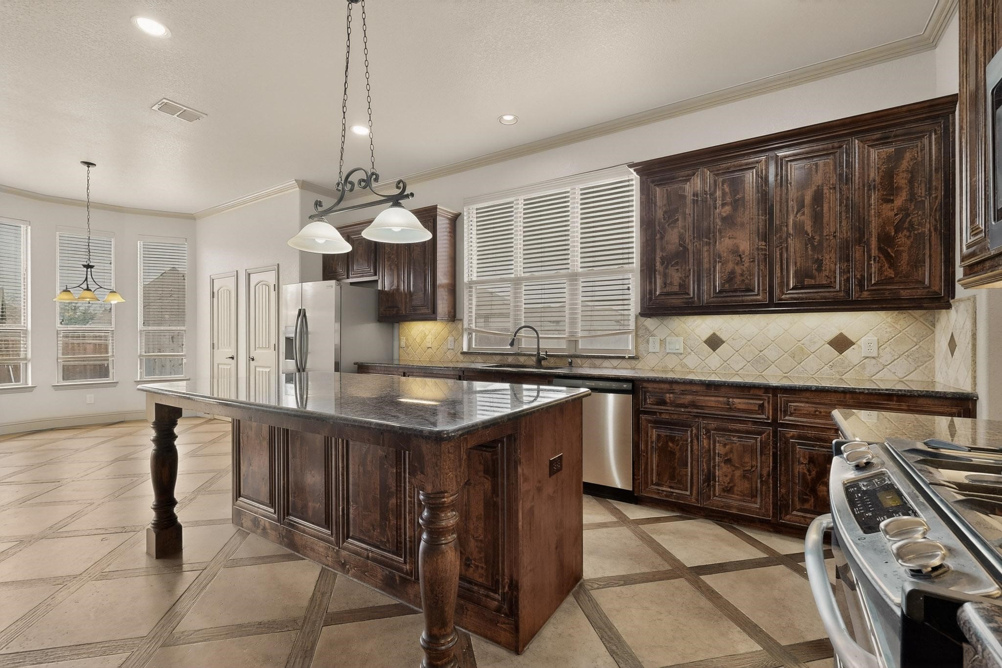 1005 Finsbury Park Forney TX 75126
