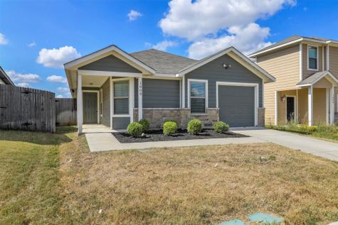 1808 Wickham Drive Burleson TX 76028