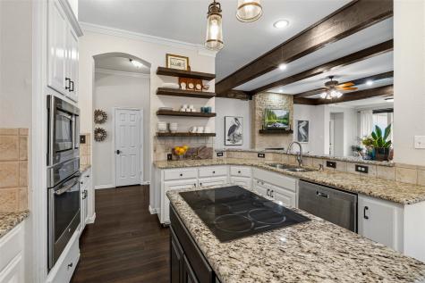 1902 Clear Creek Drive Weatherford TX 76087