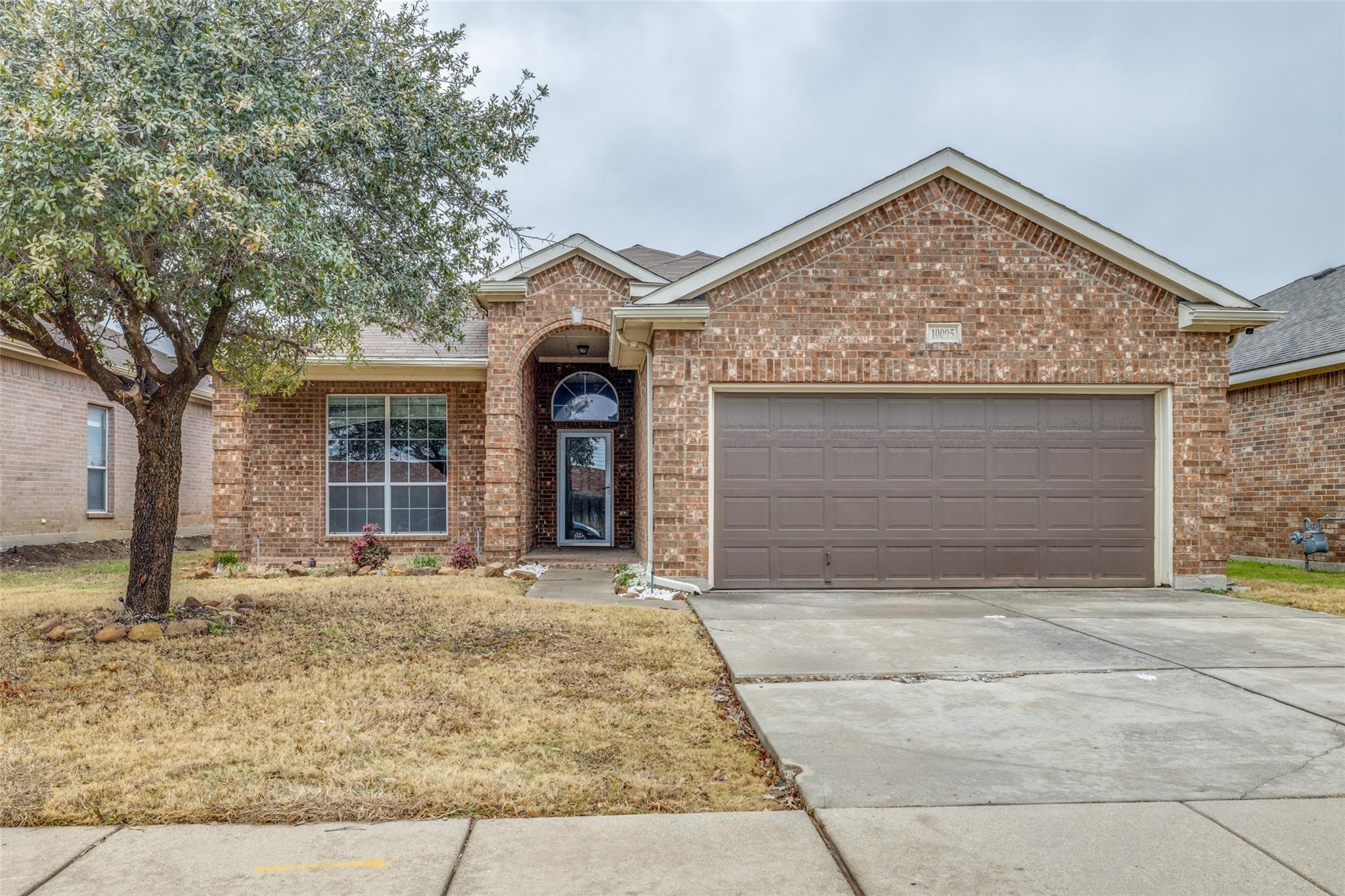 10005 Bull Run Fort Worth TX 76177