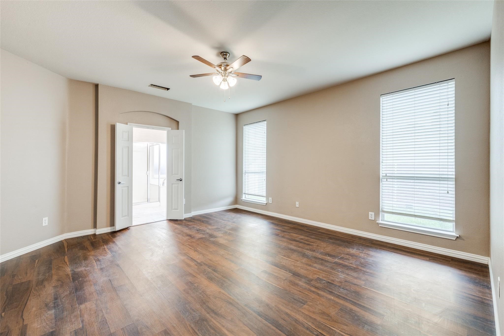 10005 Bull Run Fort Worth TX 76177