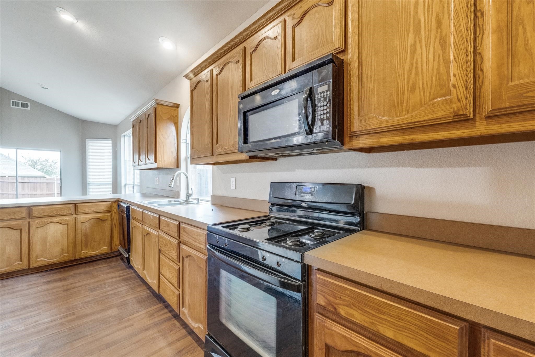 10005 Bull Run Fort Worth TX 76177
