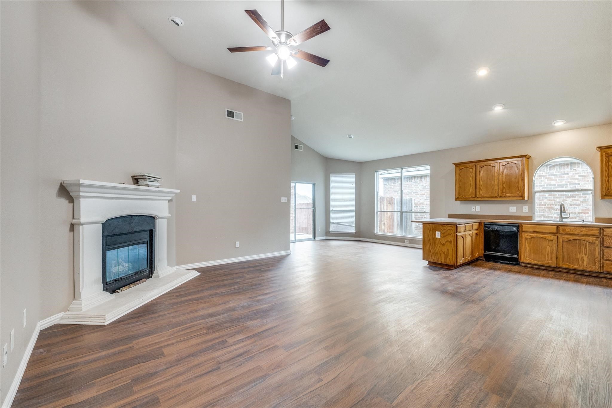 10005 Bull Run Fort Worth TX 76177