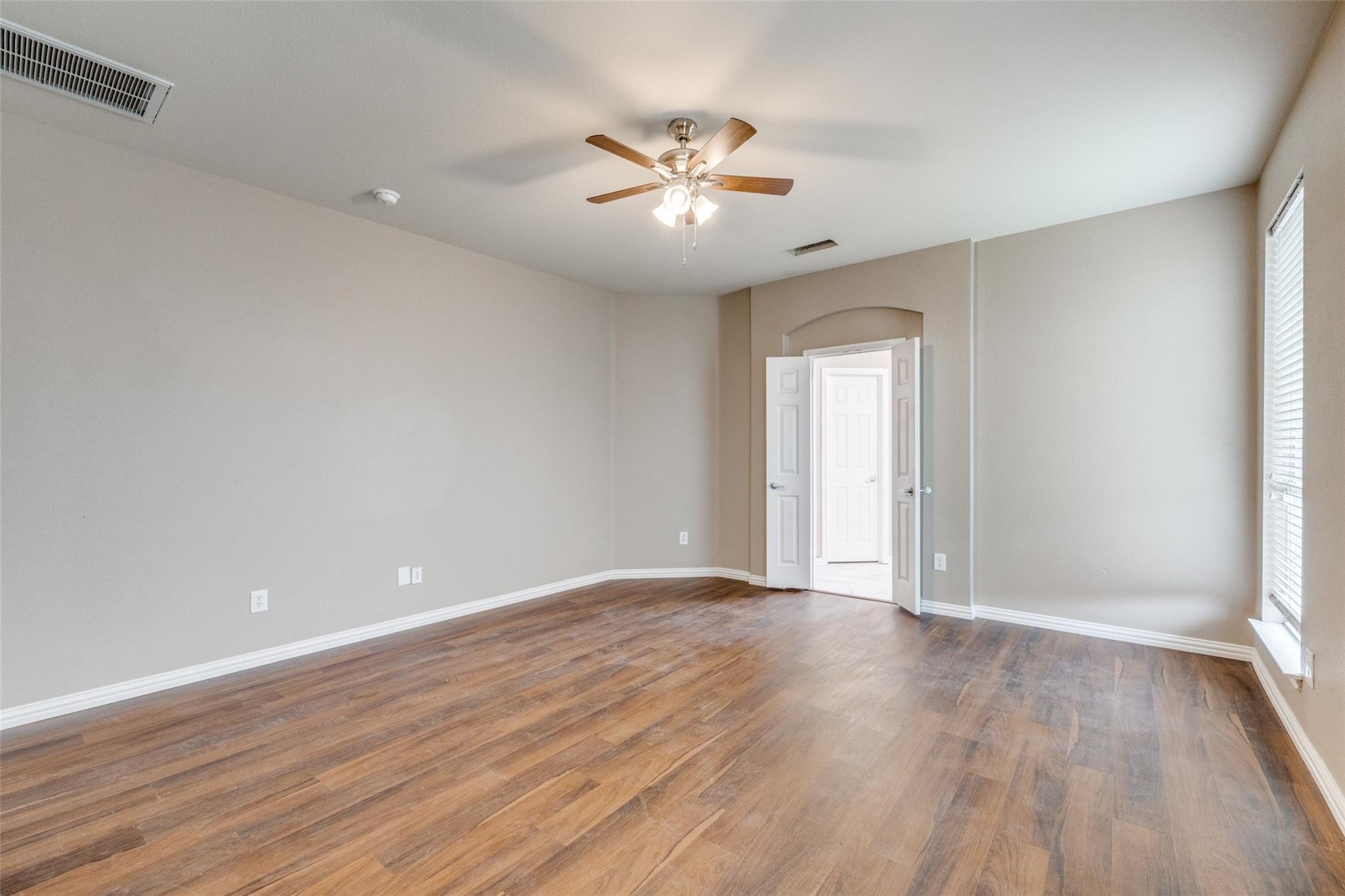 10005 Bull Run Fort Worth TX 76177
