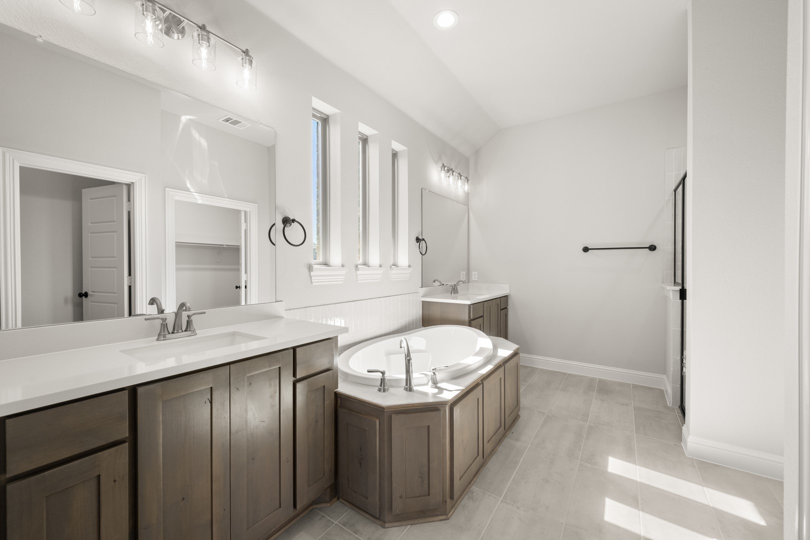 1808 Peace Lily Lane Waxahachie TX 75165