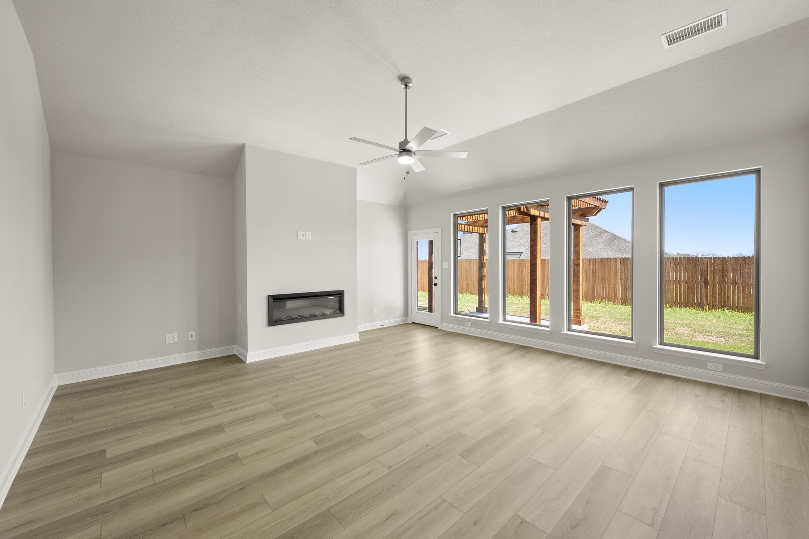 1808 Peace Lily Lane Waxahachie TX 75165