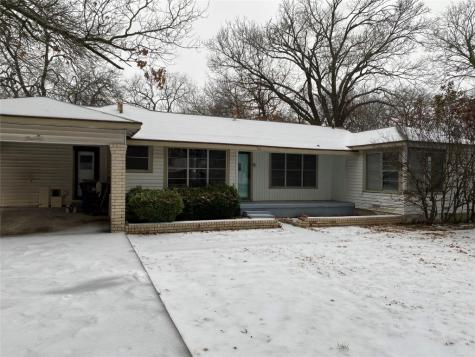 968 N Hill Street Van Alstyne TX 75495
