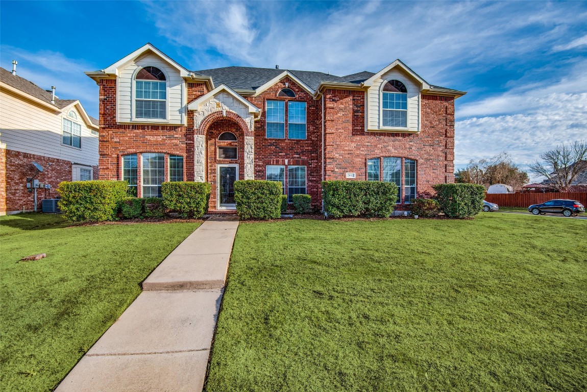 2812 Claremont Drive Mansfield TX 76063