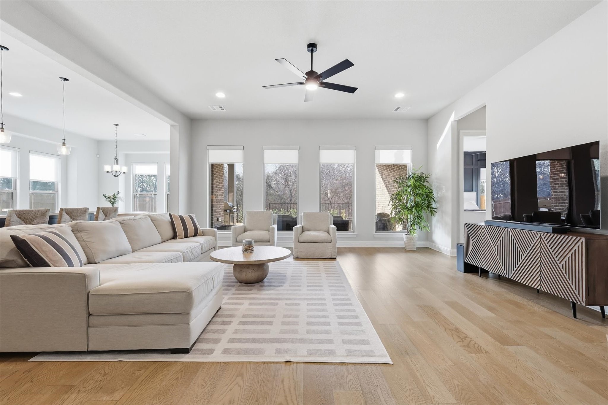 3056 Farmhouse Drive Midlothian TX 76065
