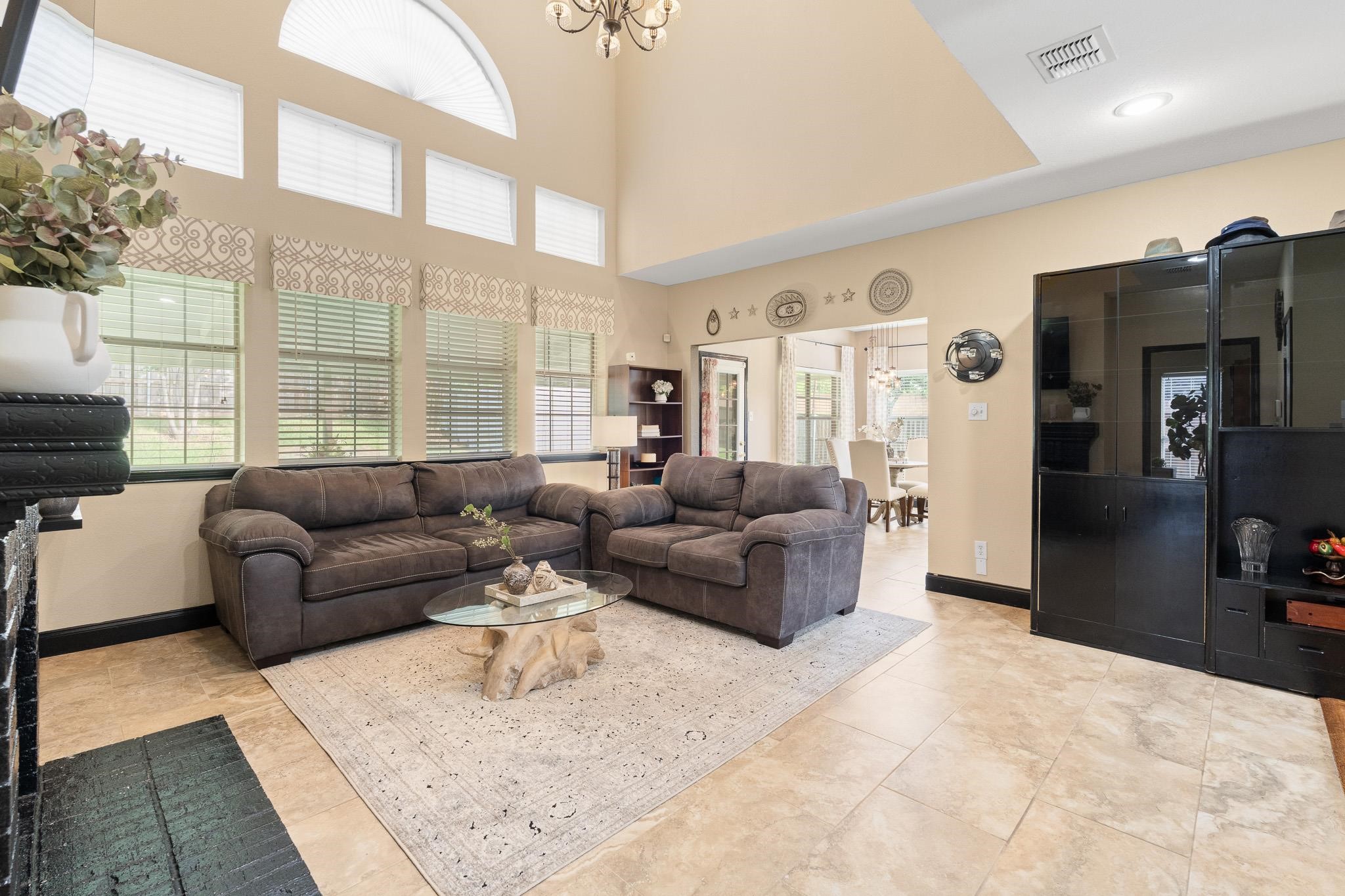 6000 Red Fern Drive Arlington TX 76001