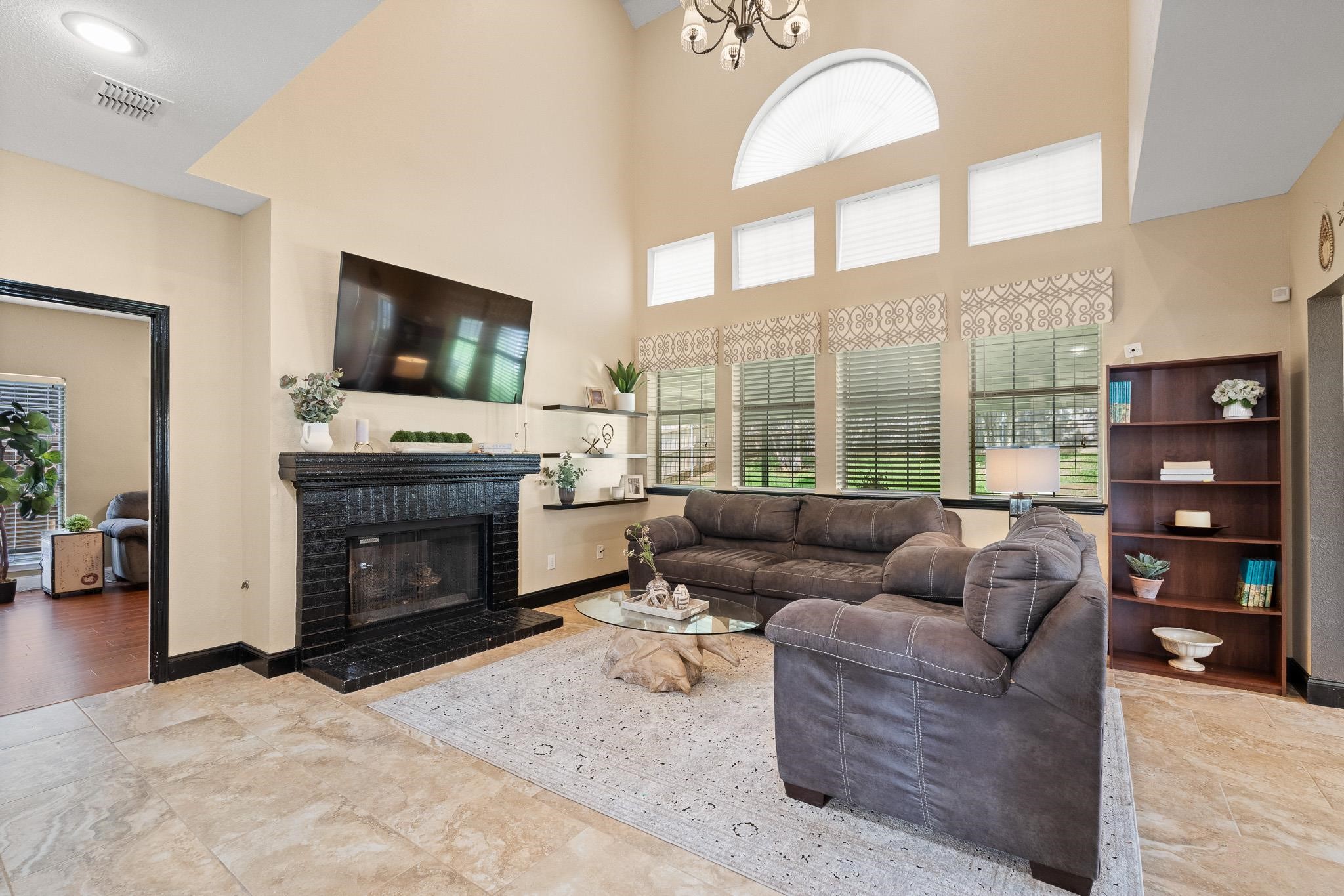 6000 Red Fern Drive Arlington TX 76001