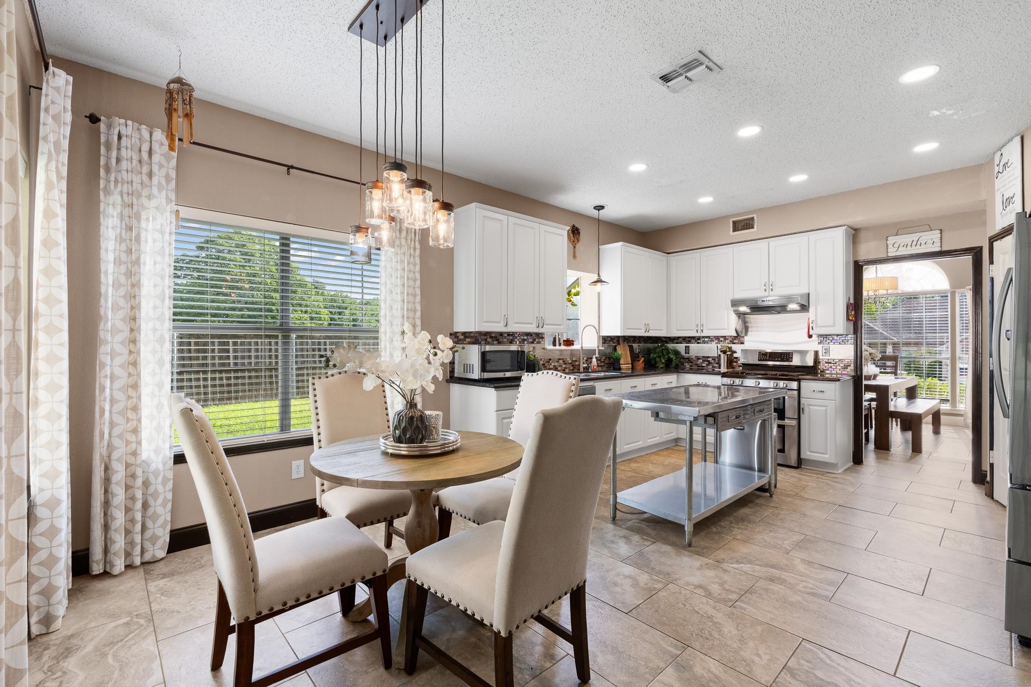 6000 Red Fern Drive Arlington TX 76001