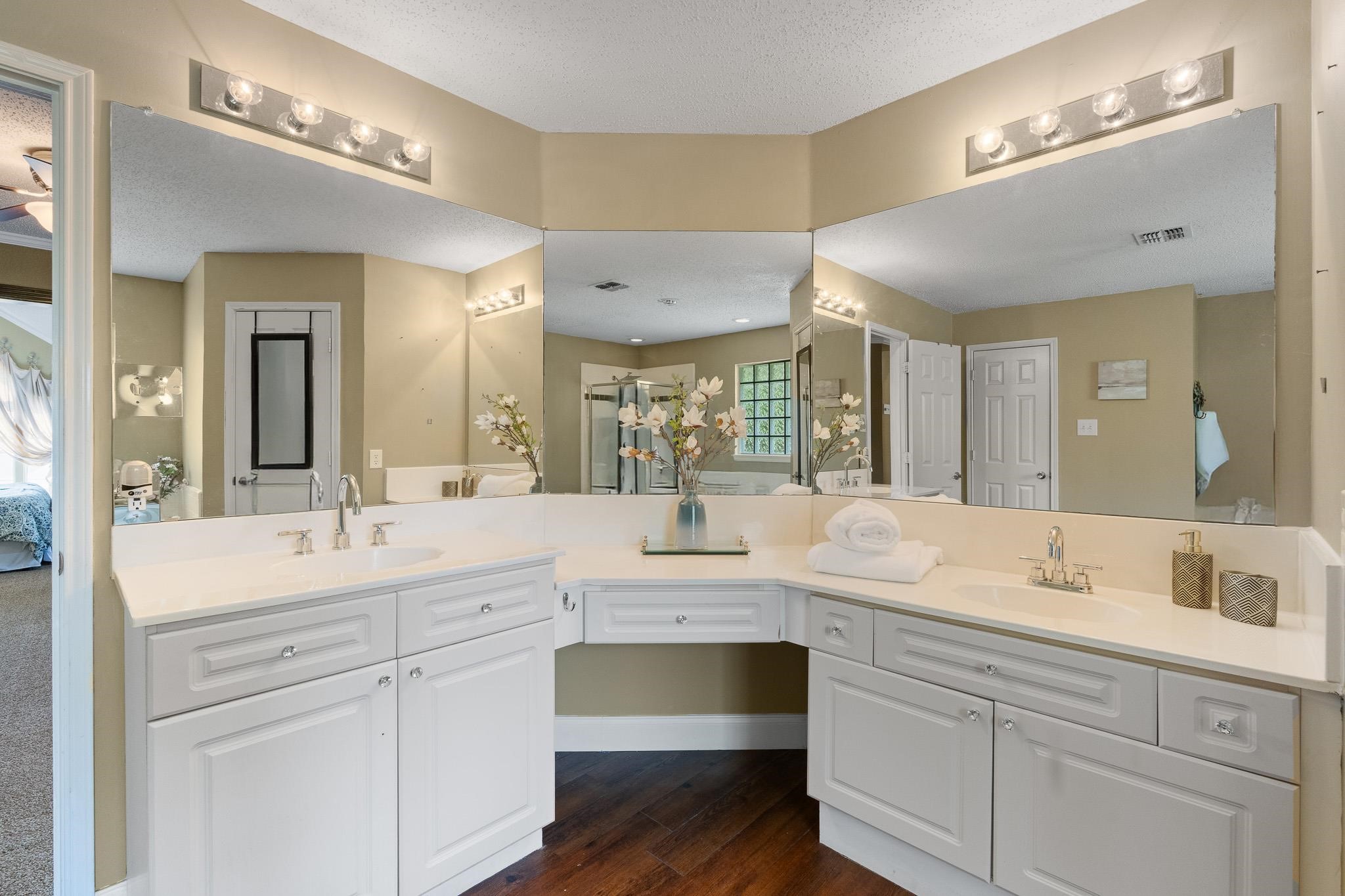 6000 Red Fern Drive Arlington TX 76001