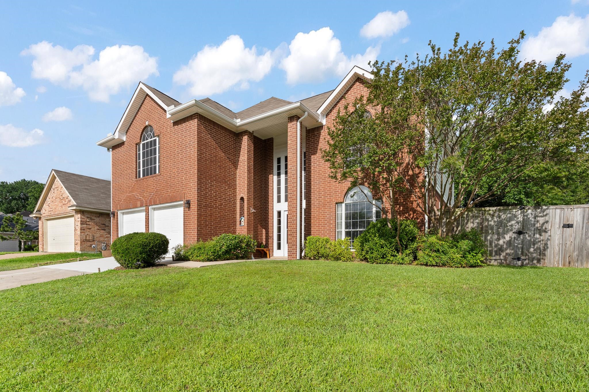 6000 Red Fern Drive Arlington TX 76001
