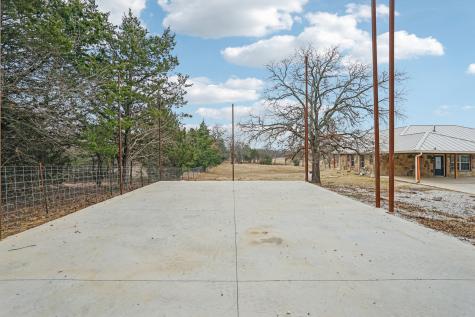 718 County Road 232 Collinsville TX 76233