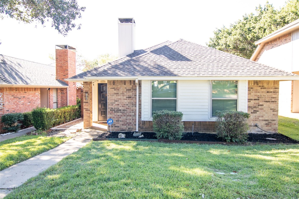 724 Red Oak Drive Lewisville TX 75067