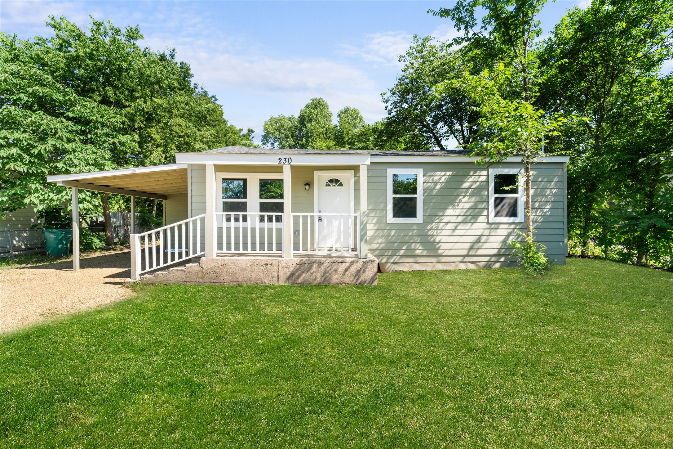 230 Cottonwood Drive Wilmer TX 75172