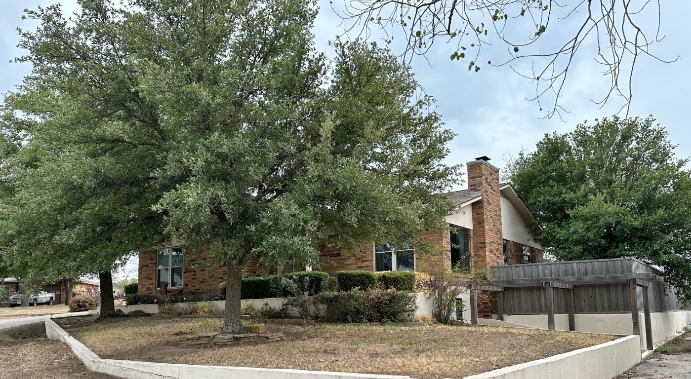205 Bartlett Court Runaway Bay TX 76426