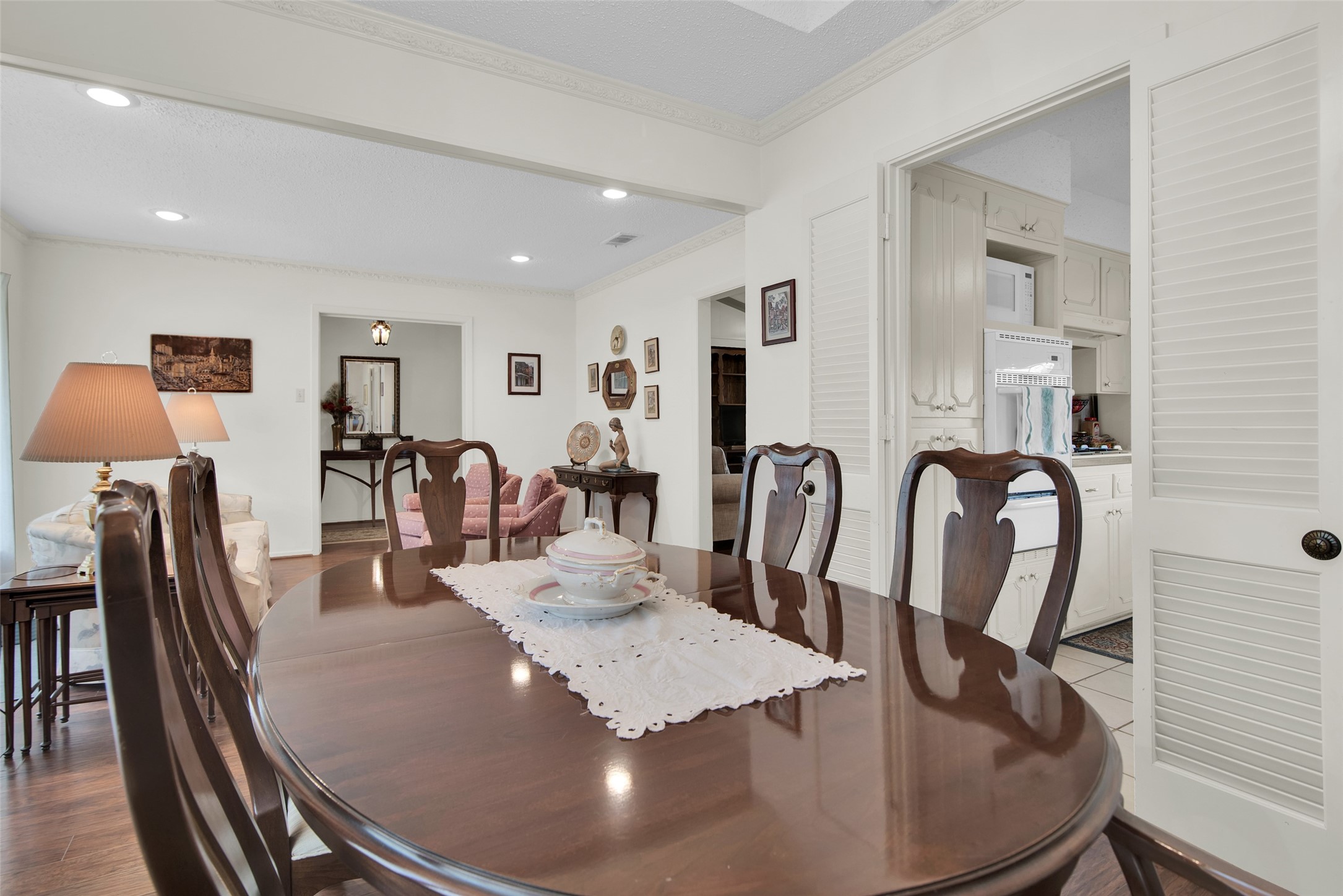 612 Ambassador Street Denison TX 75020