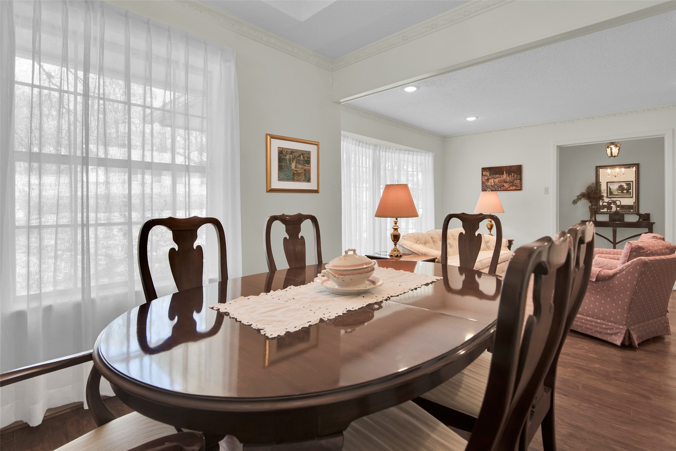 612 Ambassador Street Denison TX 75020