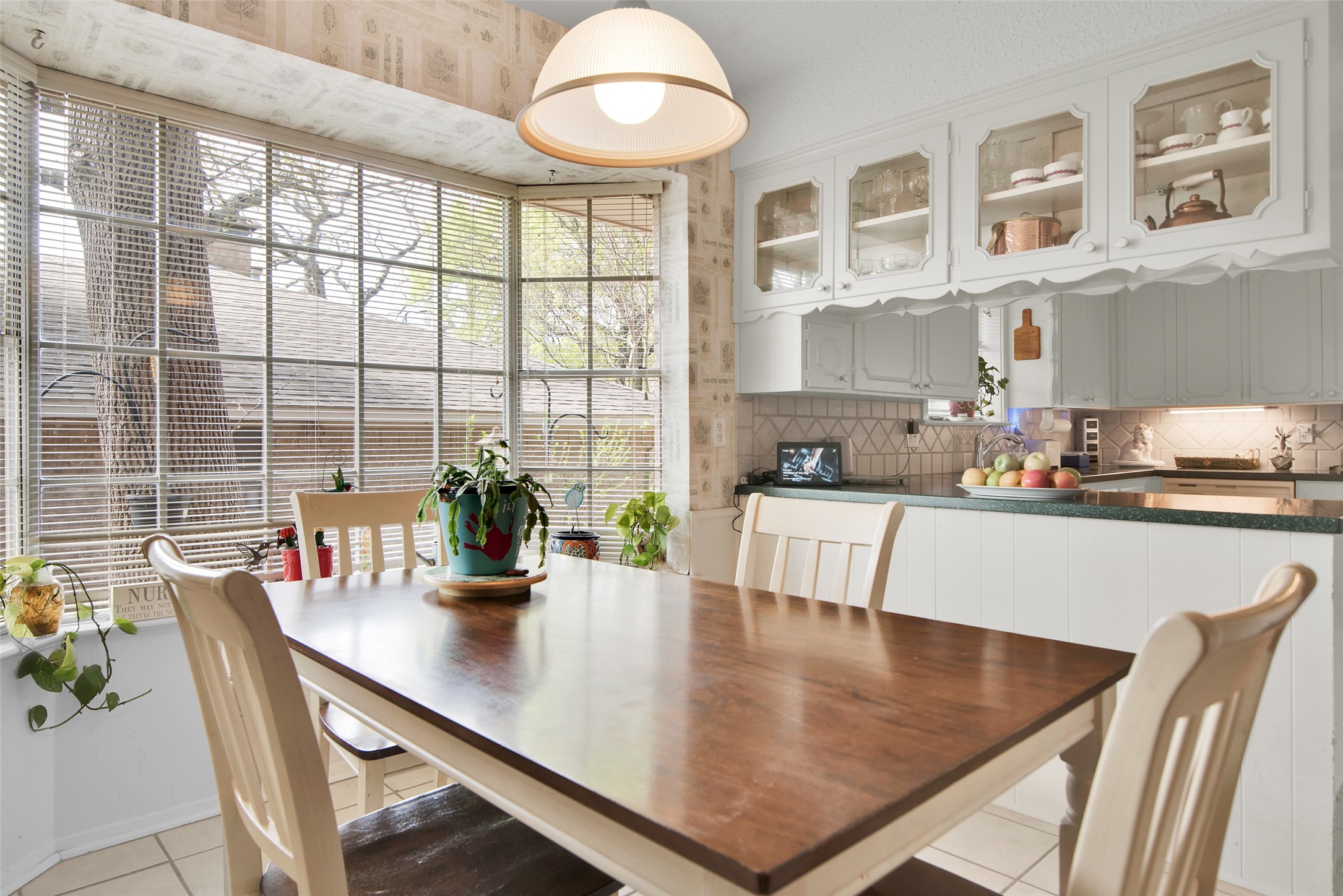 612 Ambassador Street Denison TX 75020