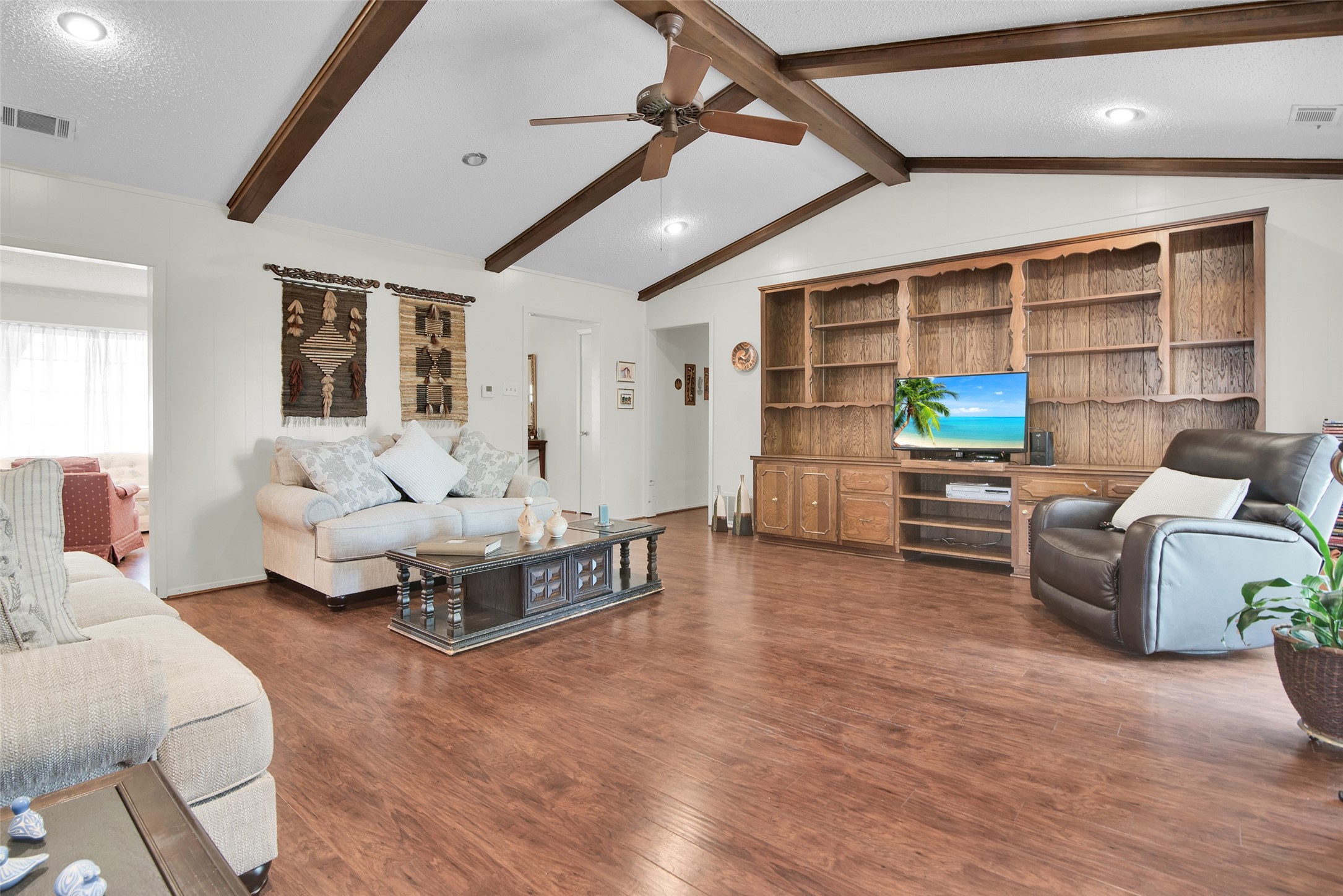 612 Ambassador Street Denison TX 75020