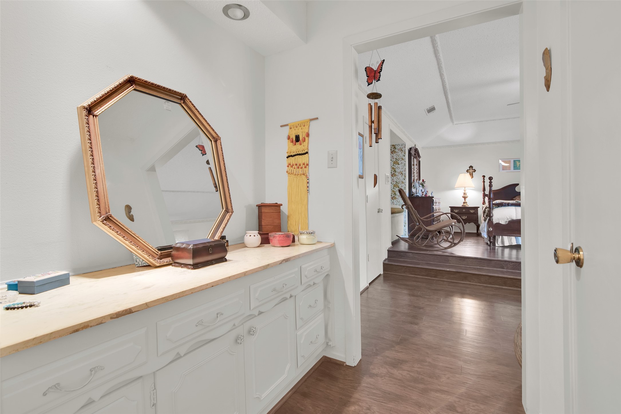 612 Ambassador Street Denison TX 75020