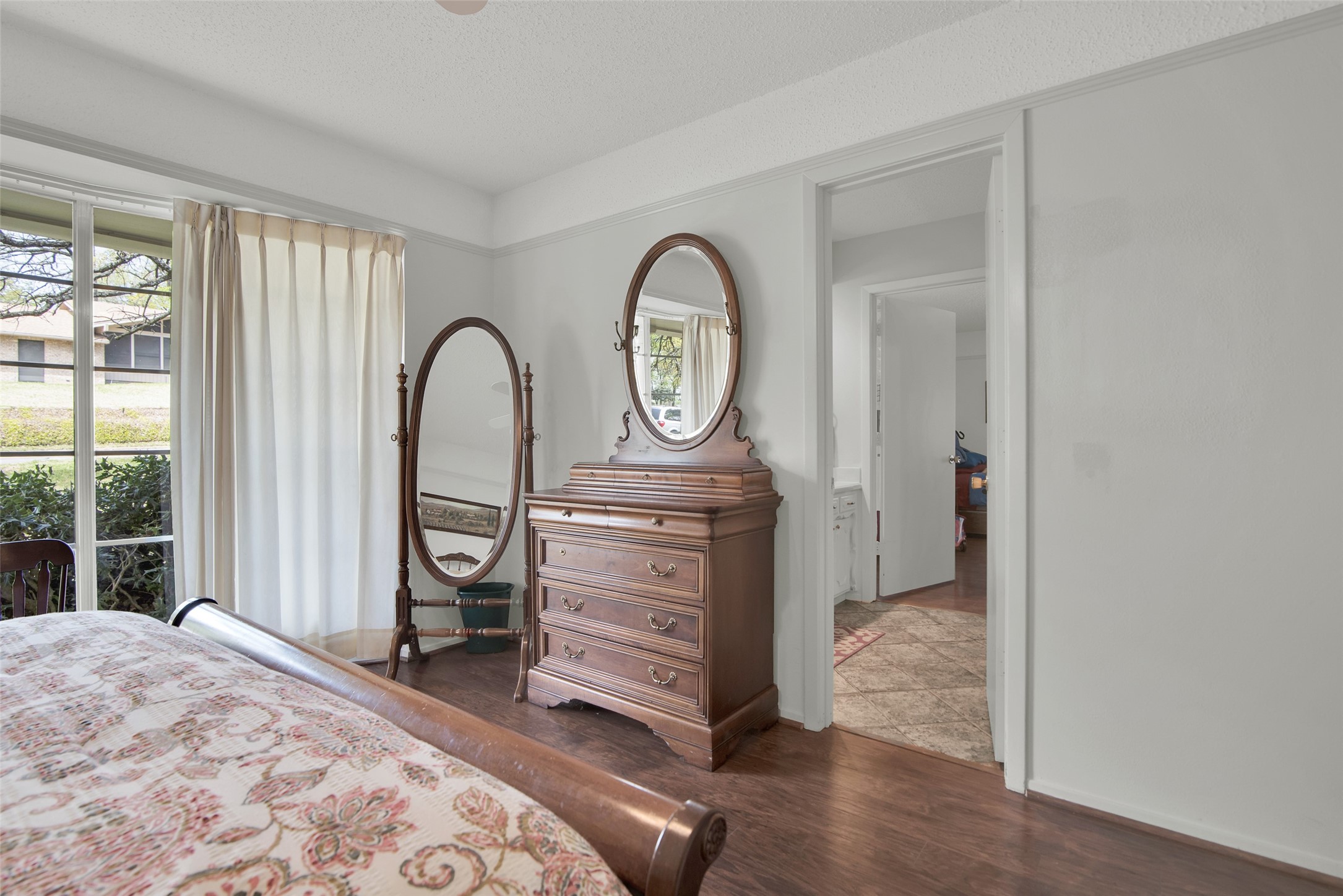 612 Ambassador Street Denison TX 75020