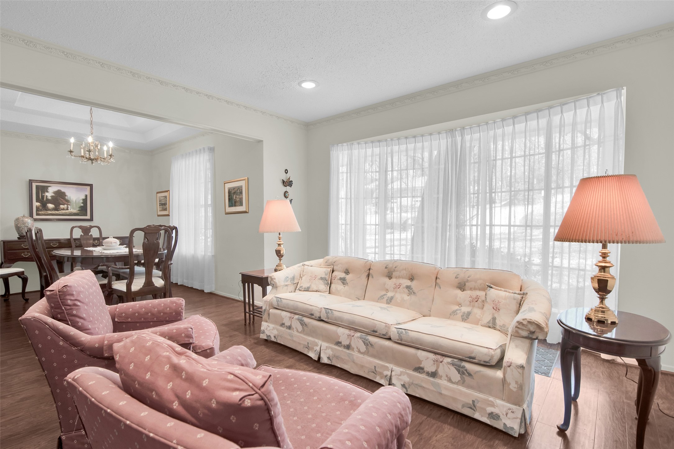 612 Ambassador Street Denison TX 75020