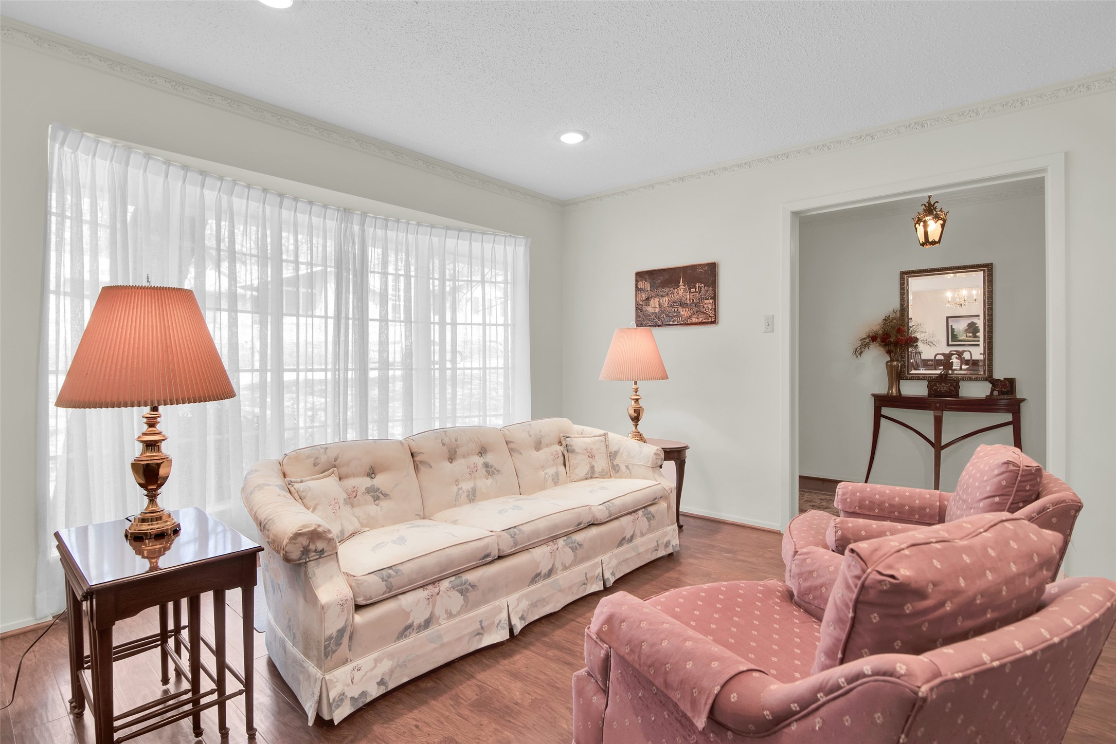 612 Ambassador Street Denison TX 75020