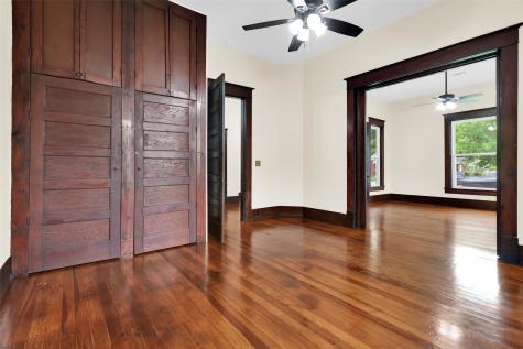 1219 S Travis Street Sherman TX 75090