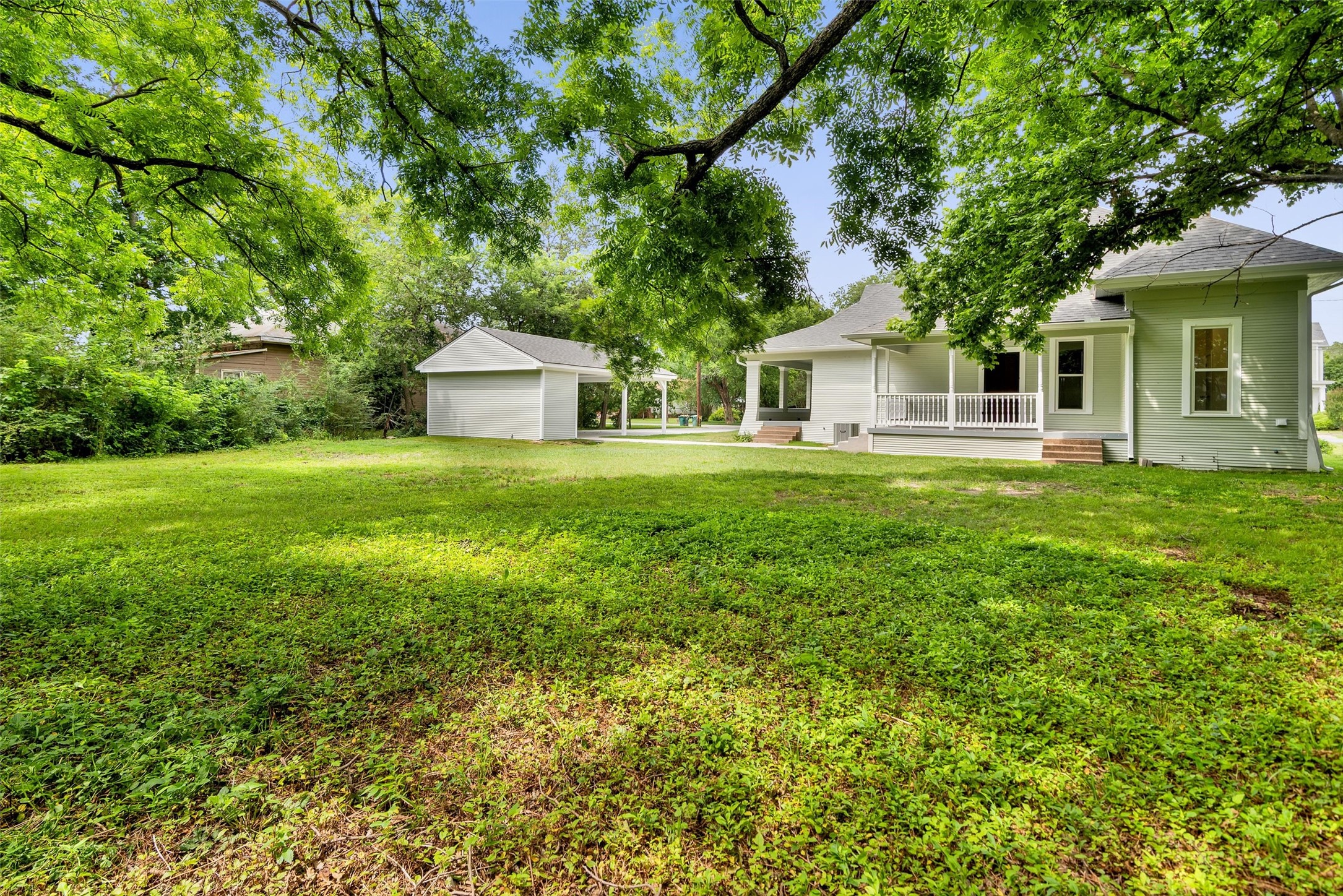 1219 S Travis Street Sherman TX 75090