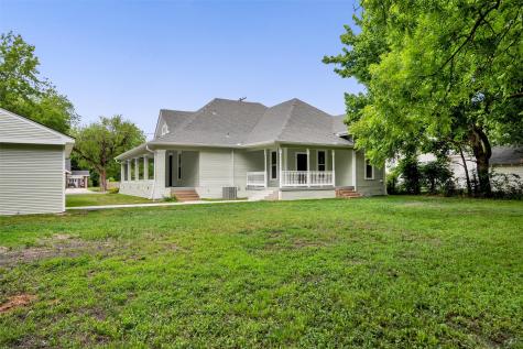 1219 S Travis Street Sherman TX 75090