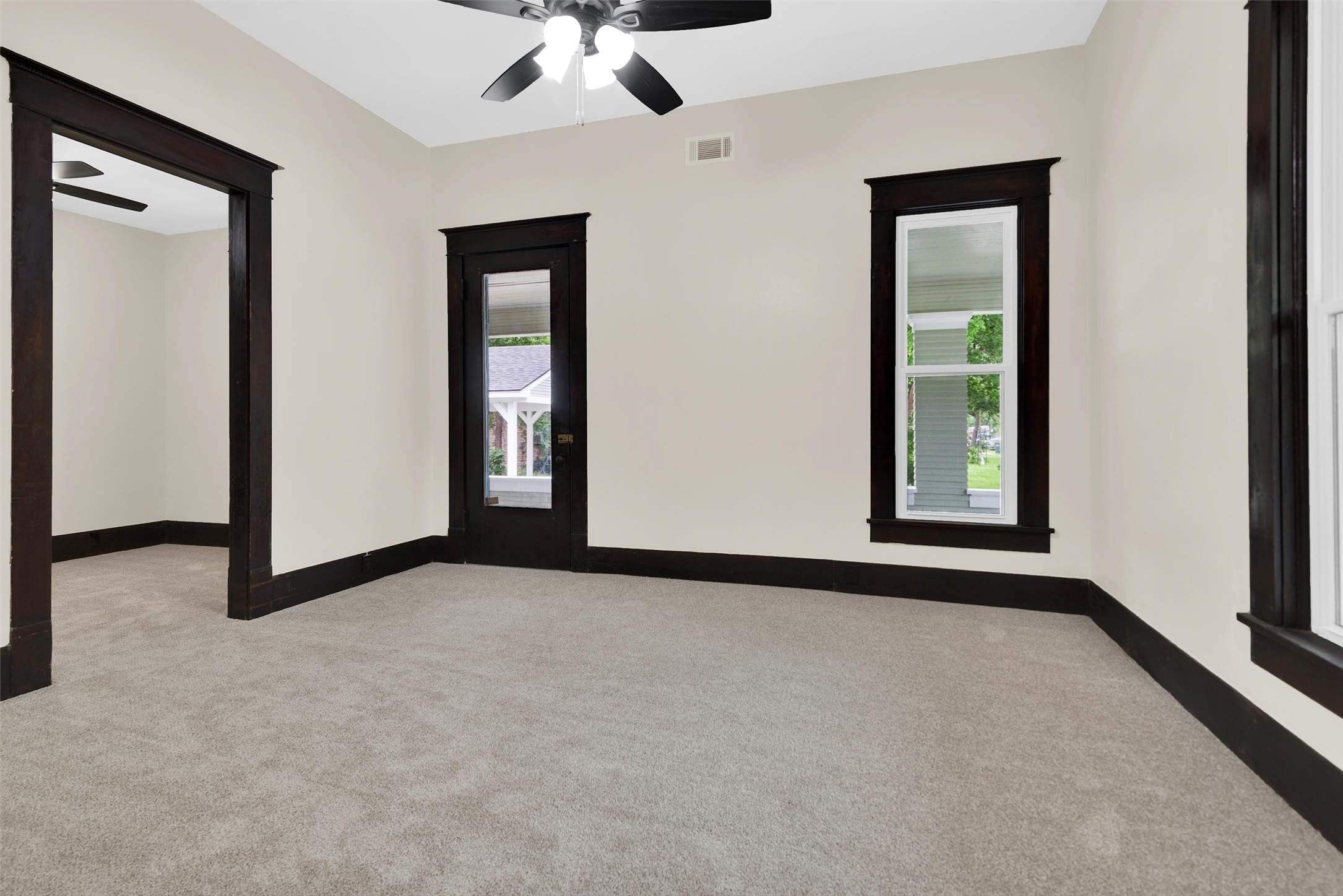 1219 S Travis Street Sherman TX 75090