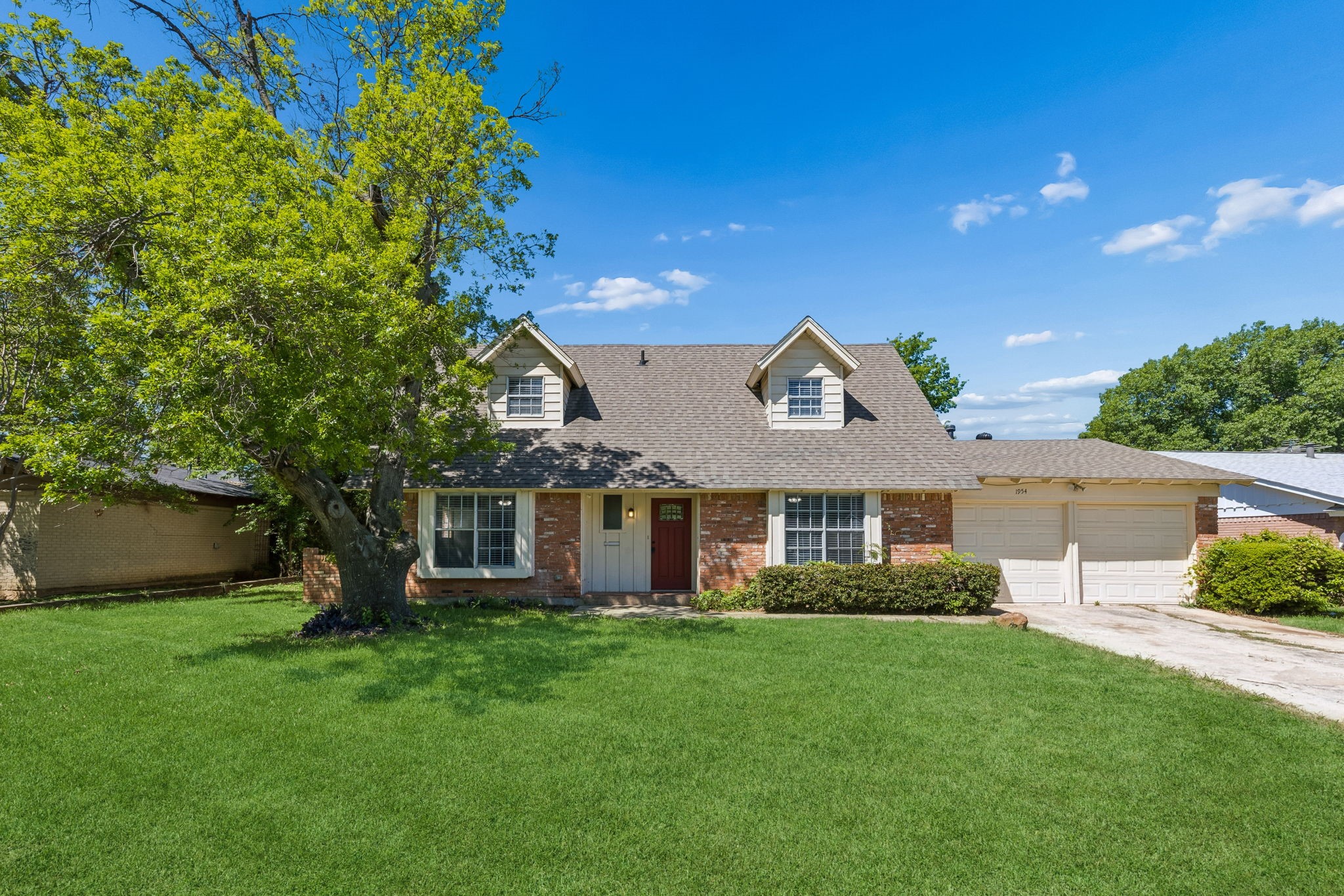 1954 Mims Street Fort Worth TX 76112
