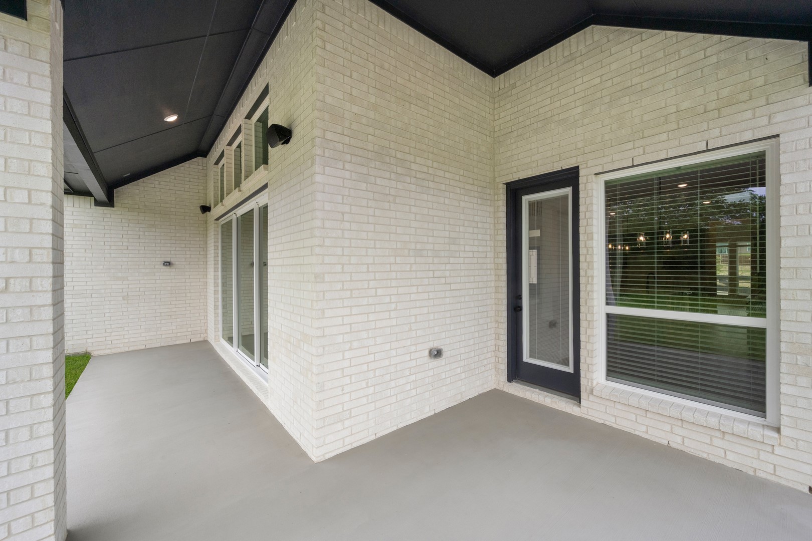 412 Hidden Cove Drive Desoto TX 75115